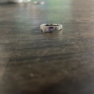 Birthstone ring Feb